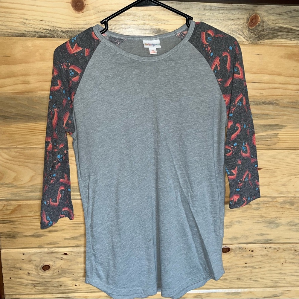 LuLaRoe Woman’s Top